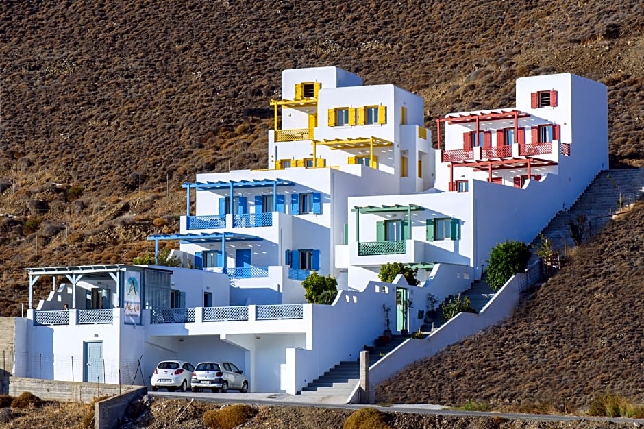 Aelia Apartments & Suites