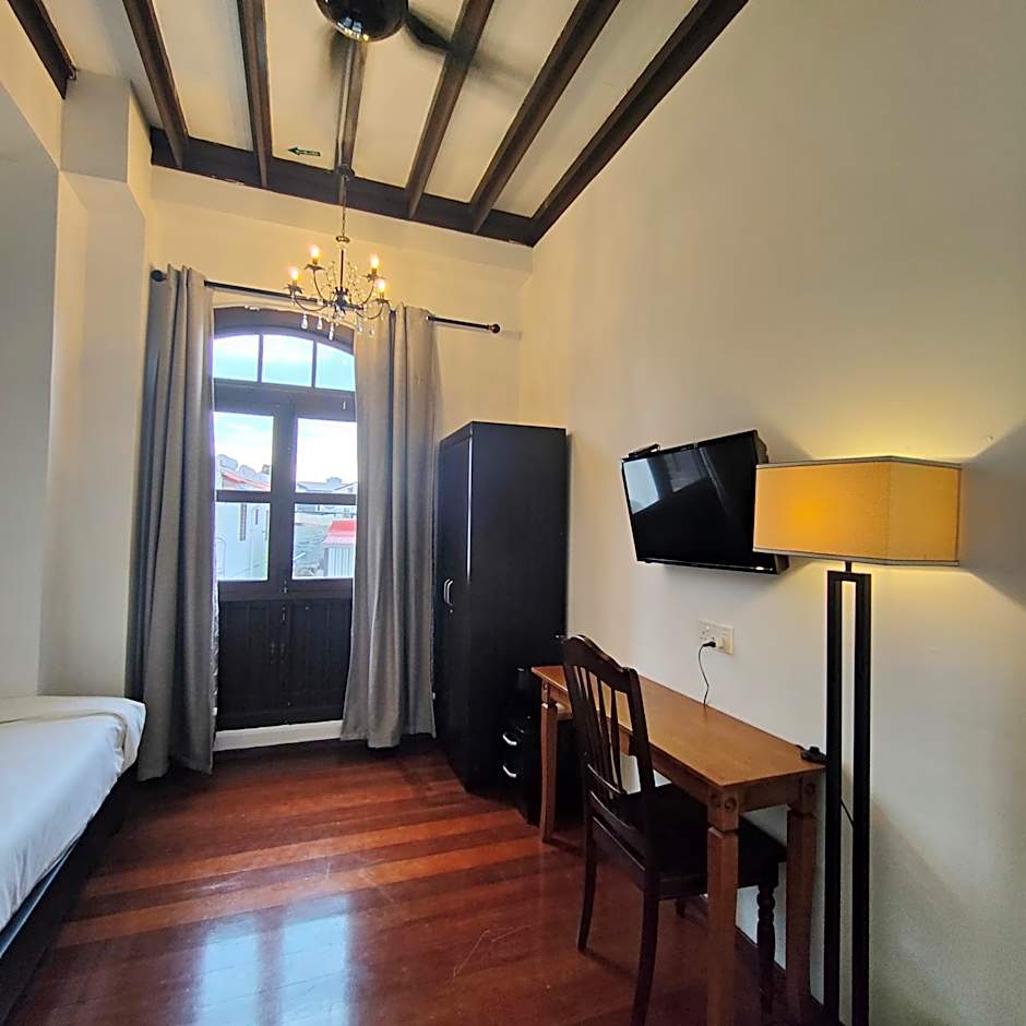 Carnarvon Heritge Lodge