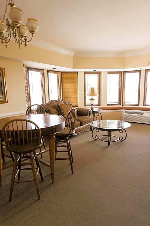 Historic Santa Maria Inn