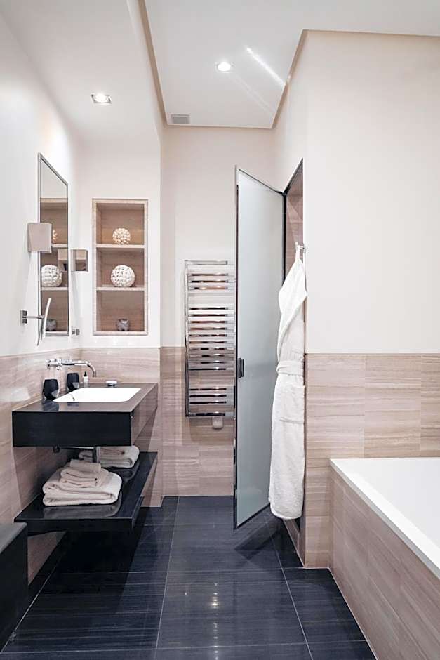 Hotel Marignan Champs-Elysees