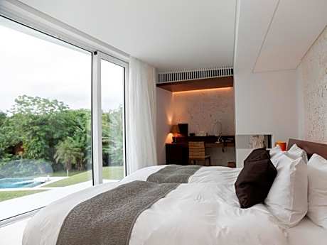 Villa with Private Pool (4 Adults)