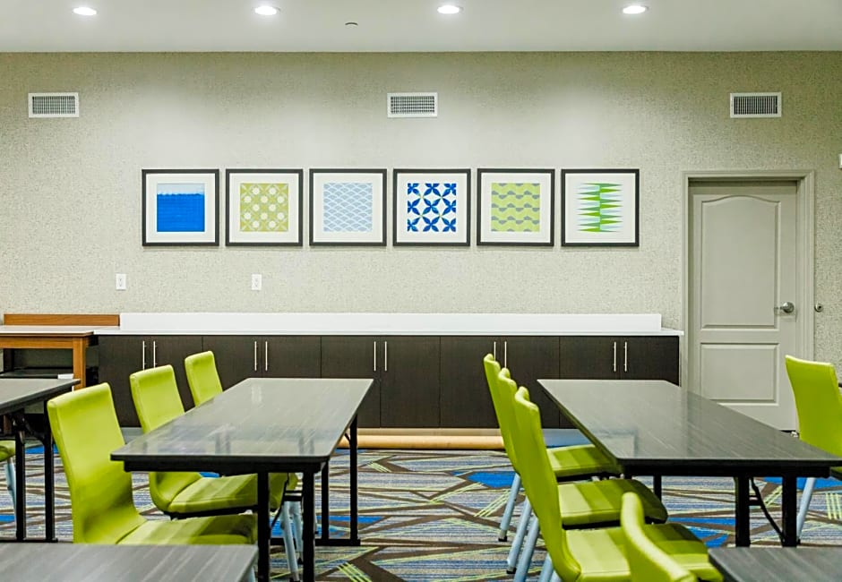 Holiday Inn Express Hotel & Suites Greenville By IHG