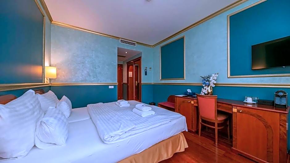 Hotel Kinsky Fountain