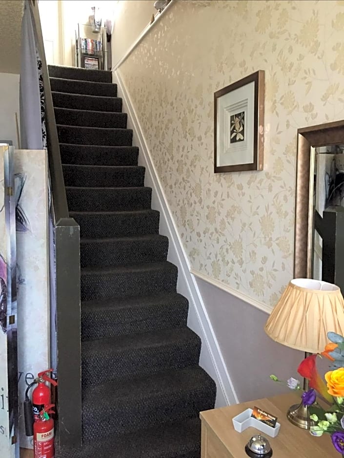 EsJays at Knowles House