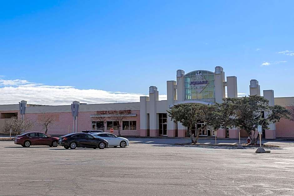 Days Inn by Wyndham Columbia