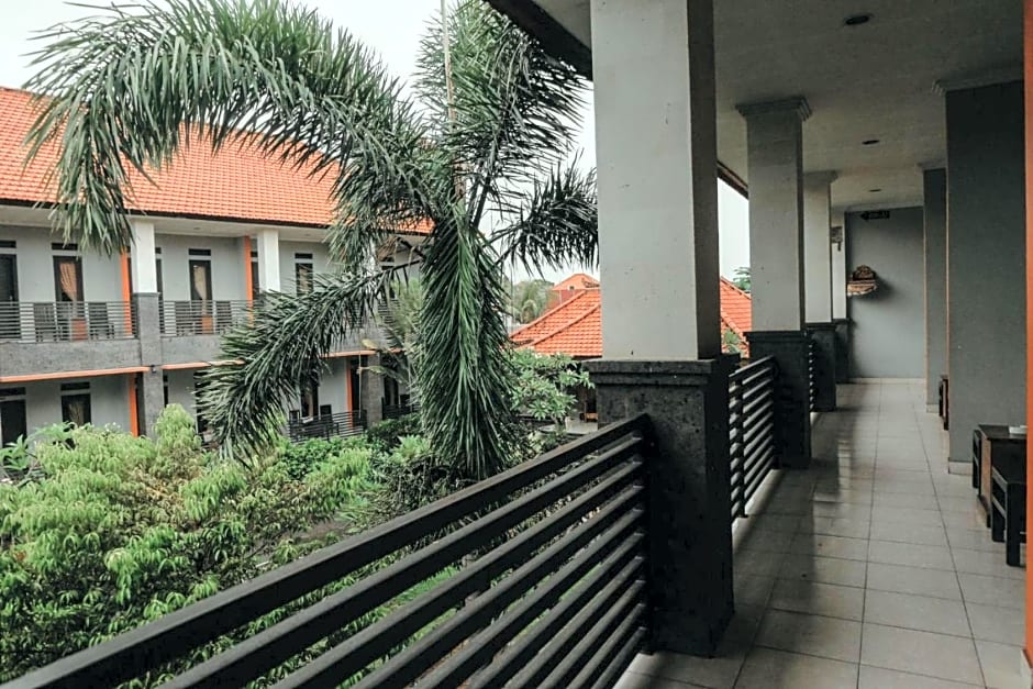 Hotel Diana 2