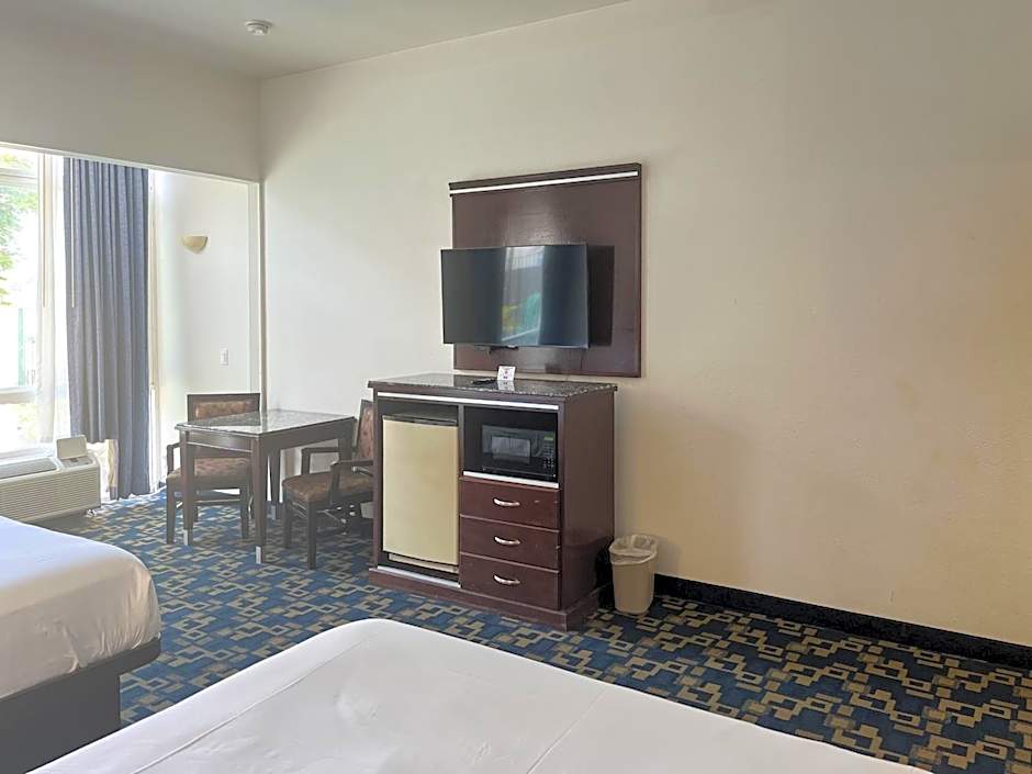 Oceanside, CA - Marina / Camp Pendleton