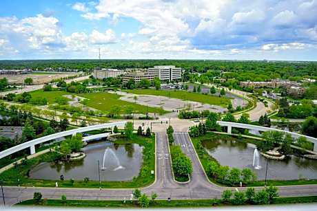 Double Room with Two Double Beds - Hearing Accessible