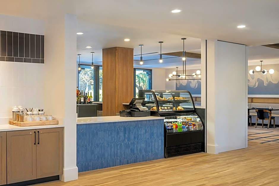 Delta Hotels by Marriott Jacksonville Deerwood