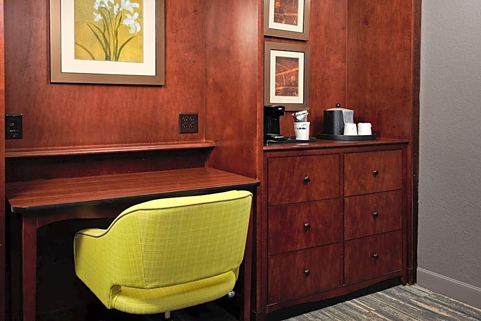 Hampton Inn By Hilton Atlanta-Cumberland Mall-Cobb Galleria Area