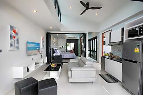 2 Bedrooms Royal Family Villa