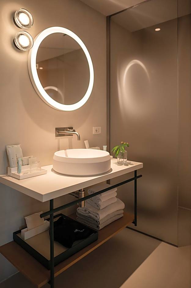 Laguna Faro Suites - Adults Only