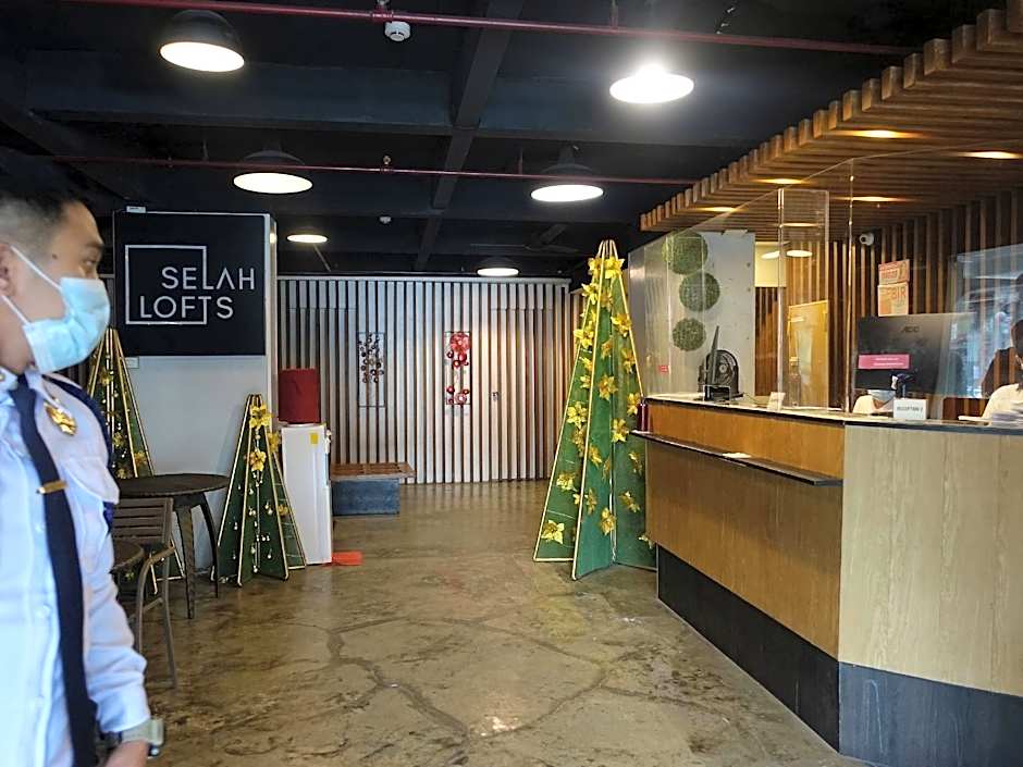 Selah Lofts Hotel