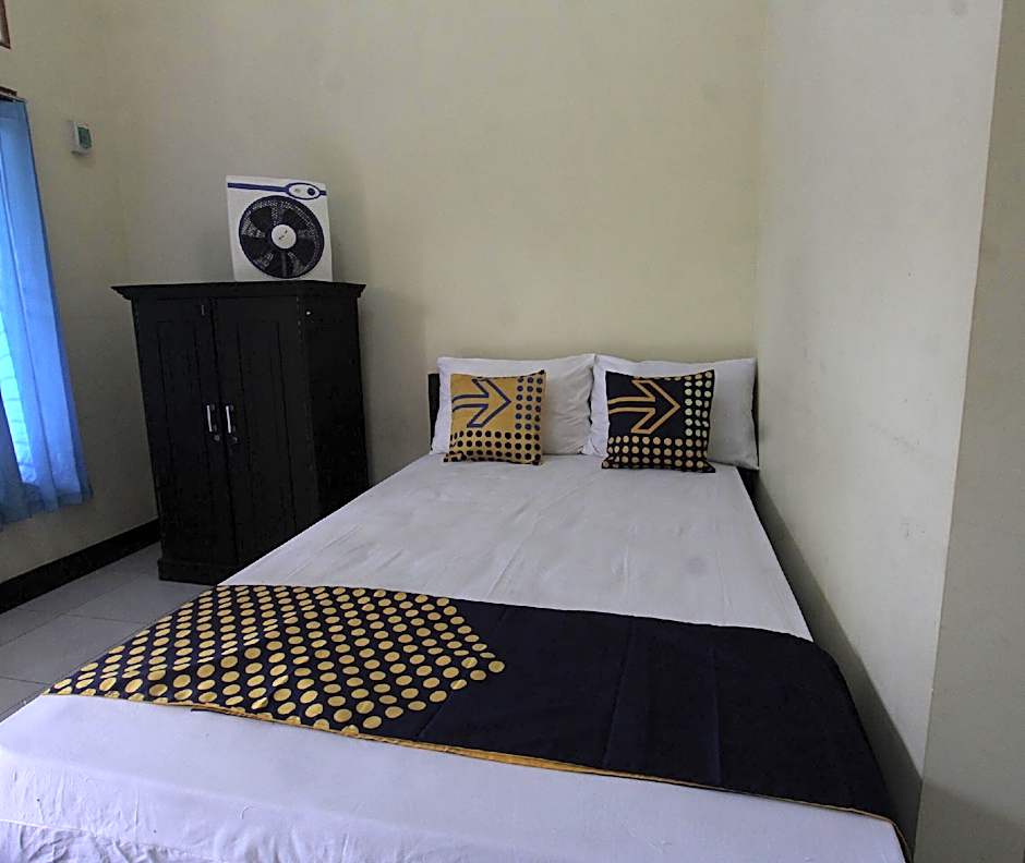 OYO Life 93155 Wisma Sarah
