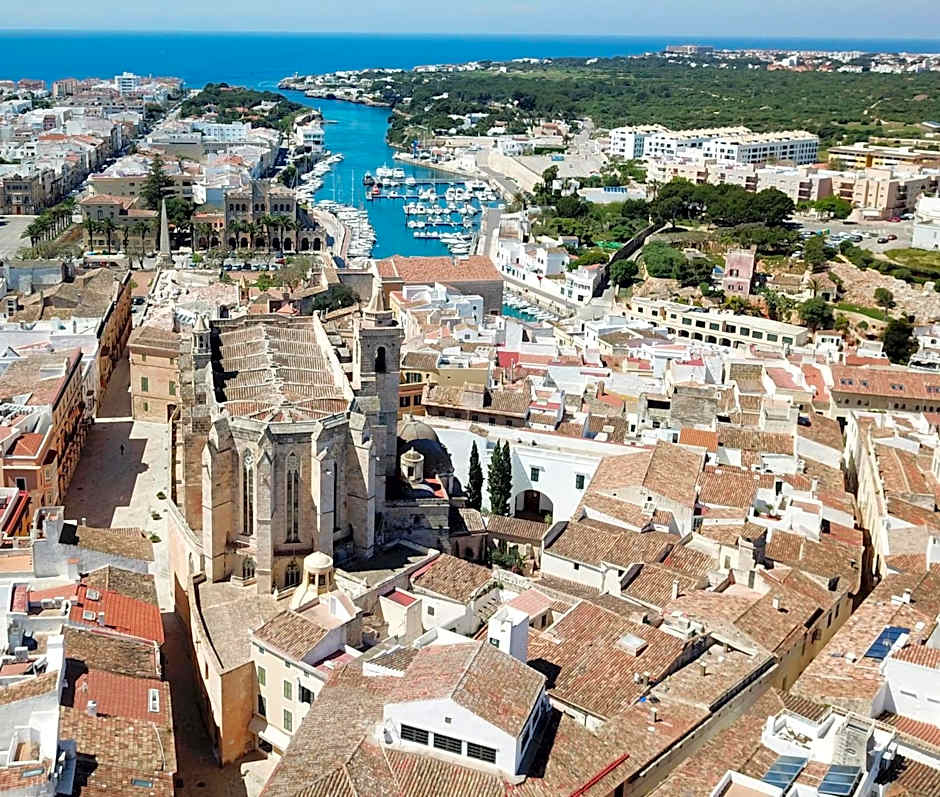 S'Hotelet d'es Born - Suites & SPA