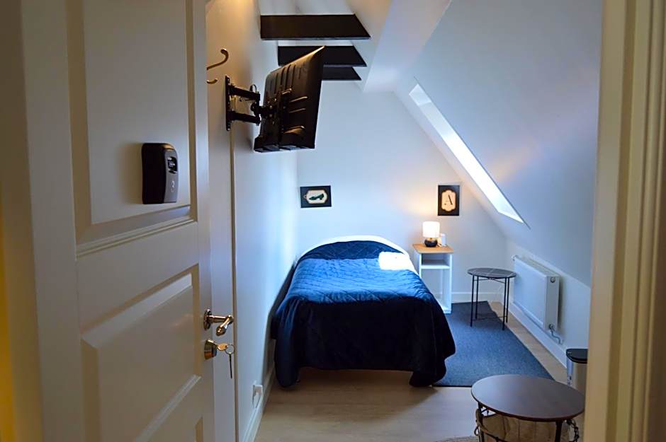 Serengeti & Stayover