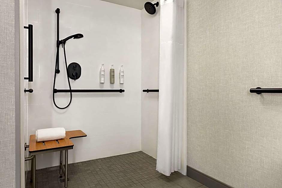 Hampton Inn & Suites Greenville-Downtown-RiverPlace