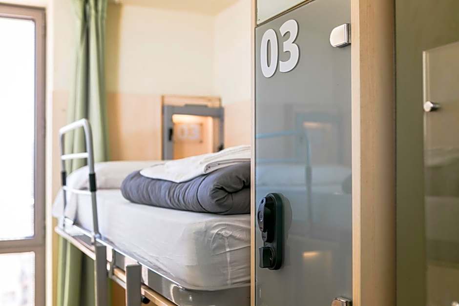 Barcelona Urbany Hostel