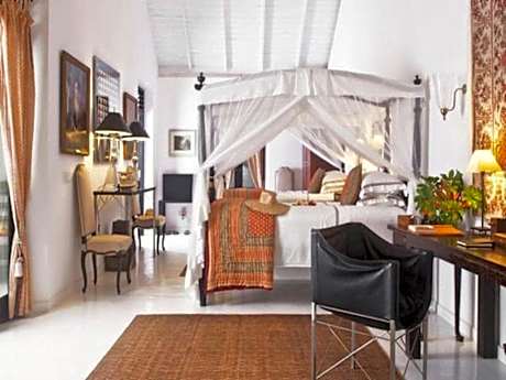 Twin Bed Suite