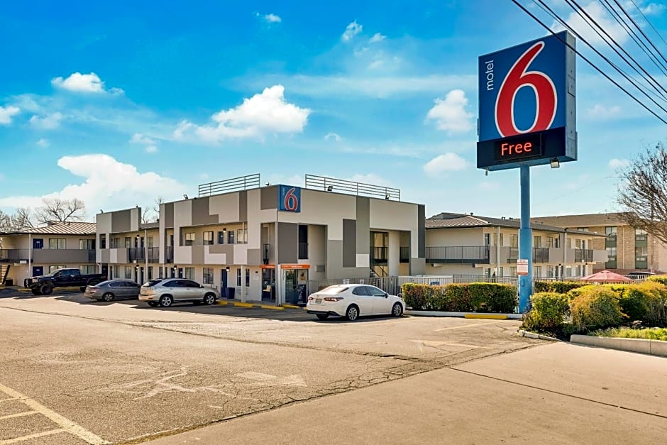 Motel 6-Austin, TX - South - Airport