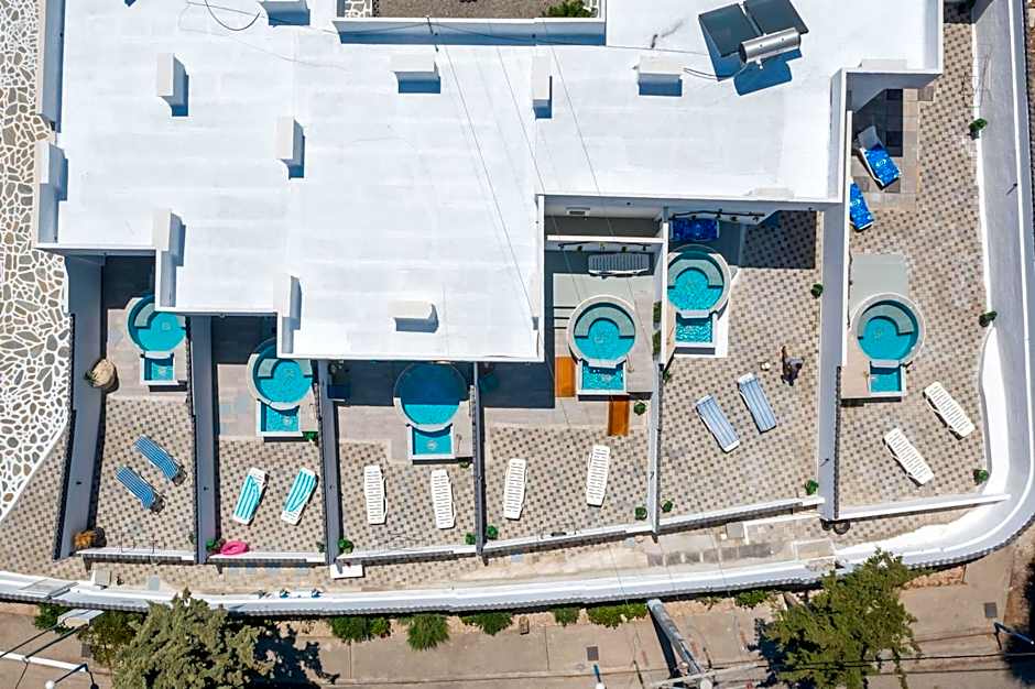 CASA MIKELE by Sarikas - SEA SIDE SUITES and STUDIOS -adults only