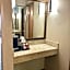 Best Western Plus Kelly Inn