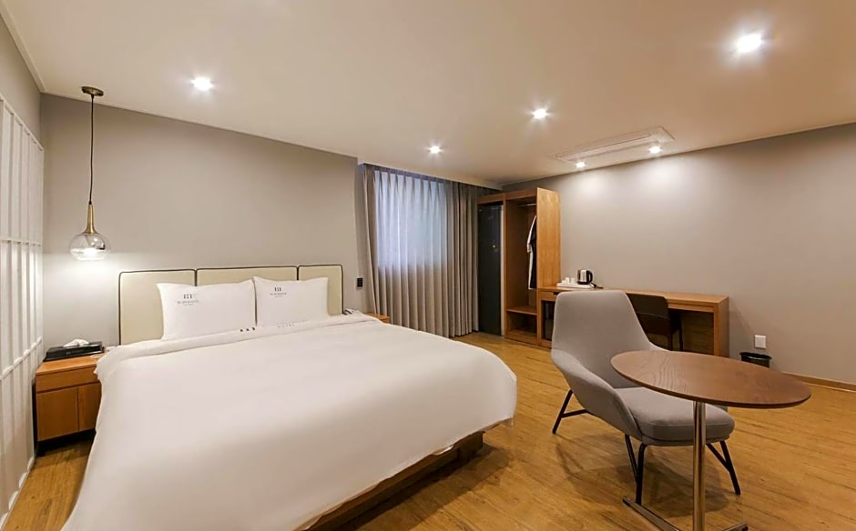 H Avenue Hotel in Gyeongju