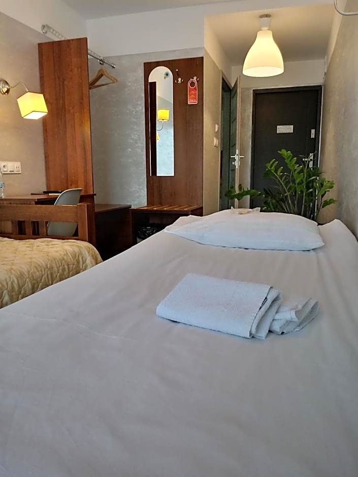 Hotel Miłosz Restauracja, Basen dla dzieci, Sala Zabaw, Siłownia