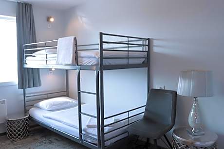 Quadruple Room with Private Bathroom