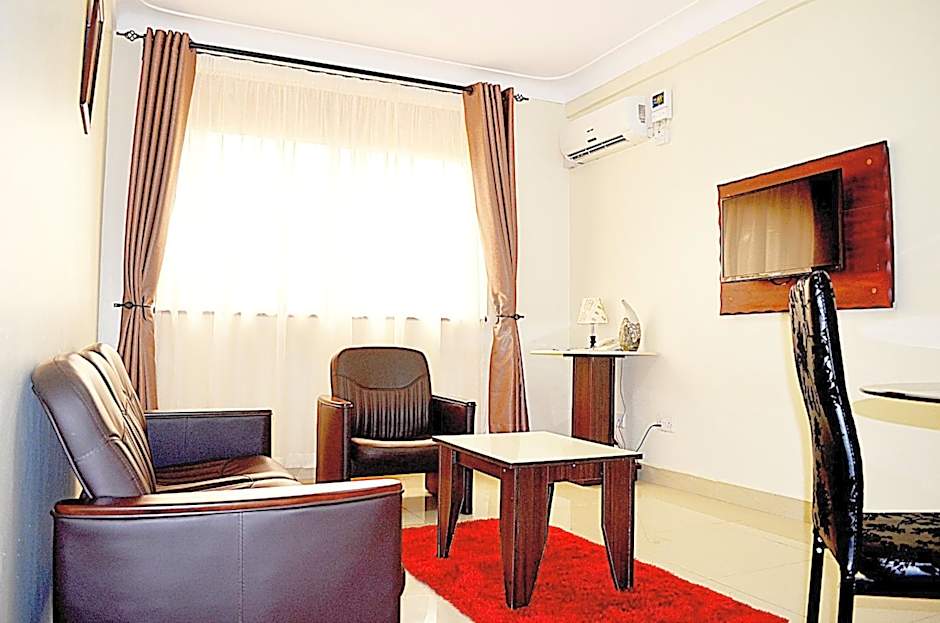 Marie's Royale Hotel