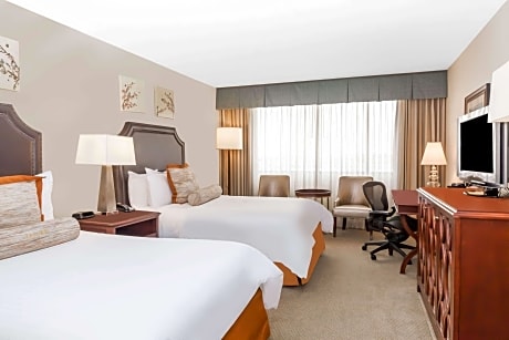 1 King Bed 1 Bedroom Suite Non-Smoking