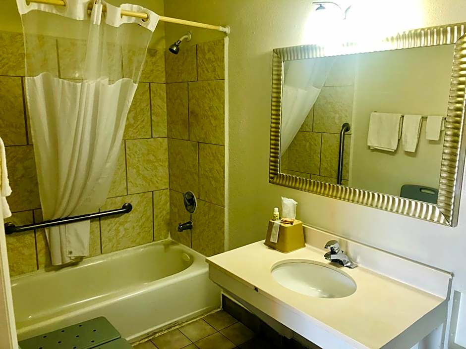 Royal Inn Richmond Hill- Savannah I-95