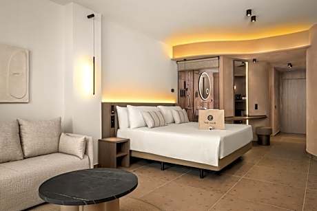 Junior Suite Deluxe Side Sea View The Club (2 Adults)