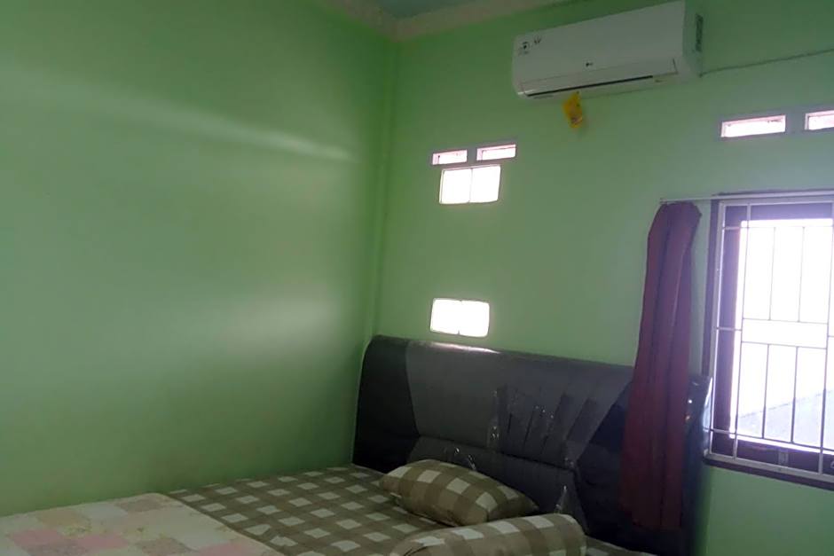 Hotel O Rumah Singgah Cemara Syariah