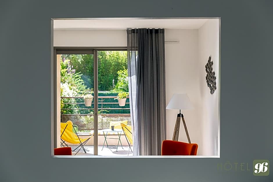 Hôtel 96