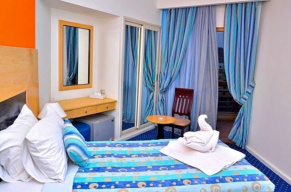 Aracan Pyramids Hotel