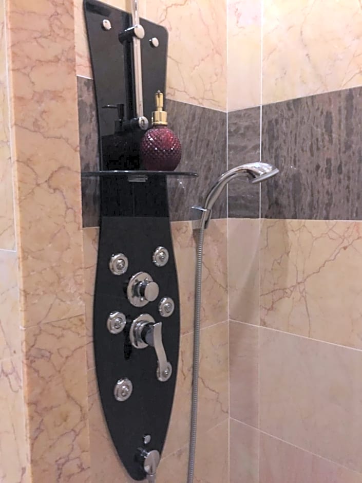 Chambre et salle de bain cocooning labellisée