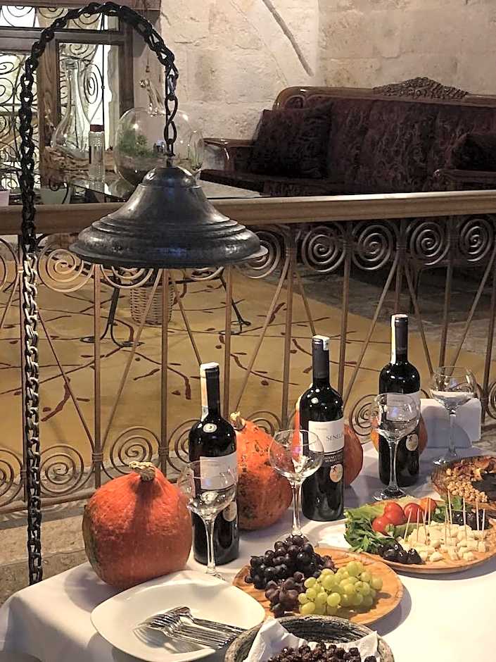 NOSTALJI CAVE SUIT HOTEL