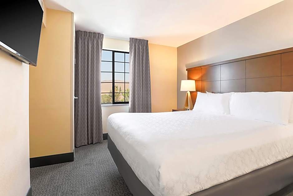 Staybridge Suites Reno Nevada By IHG