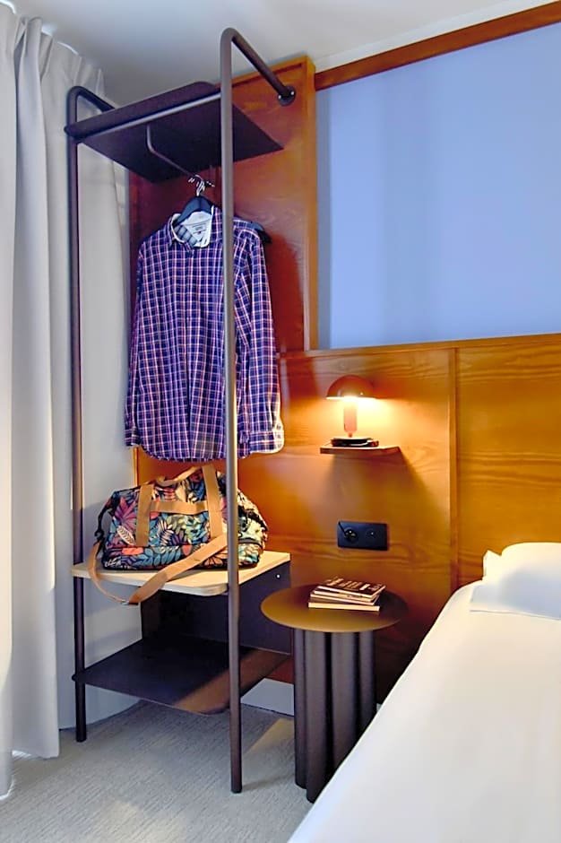 Agate Hotel