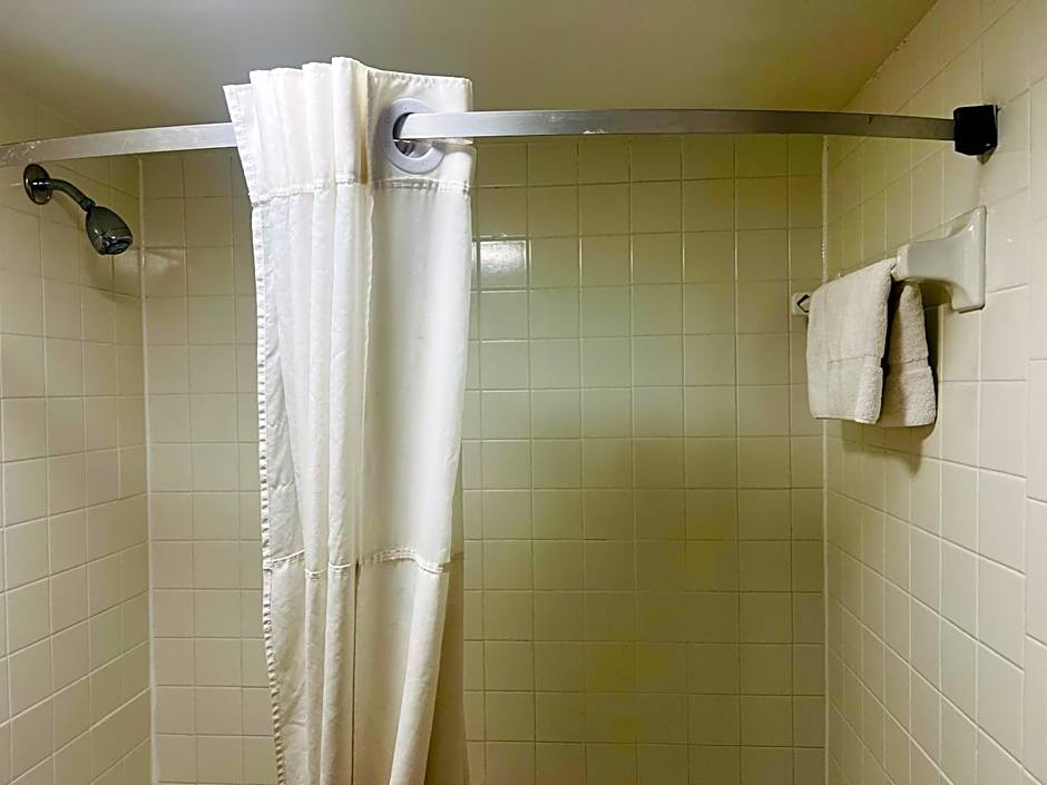 Days Inn by Wyndham Jellico - Tennessee State Line