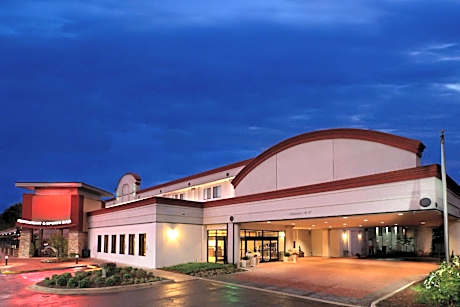 Wyndham Grand Executive Center Little Rock Airport