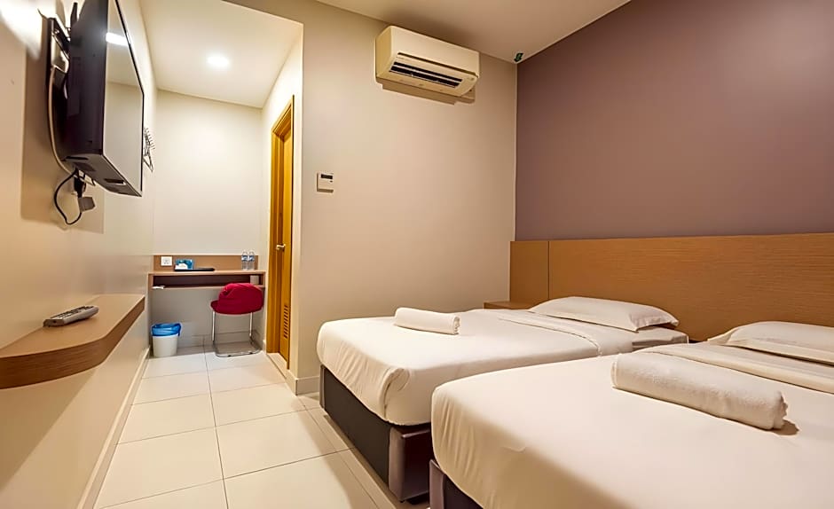 Swing & Pillows @ PJ21 Petaling Jaya