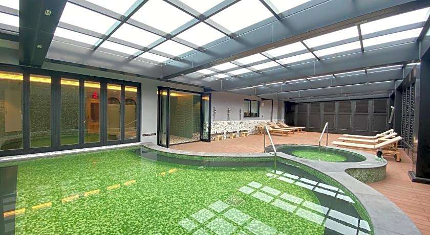 Wyndham Sun Moon Lake