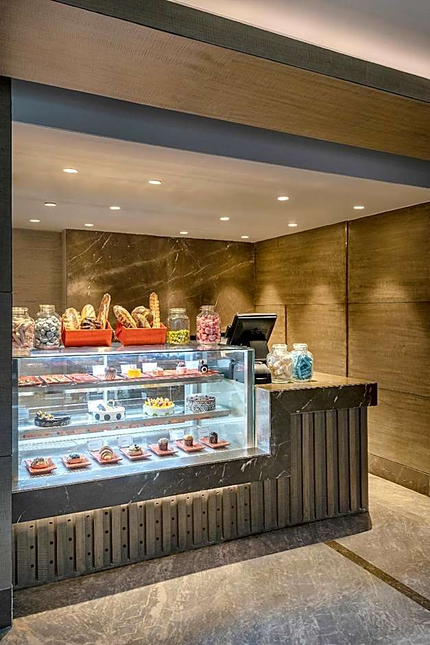 Radisson Blu Towers Kaushambi Delhi NCR