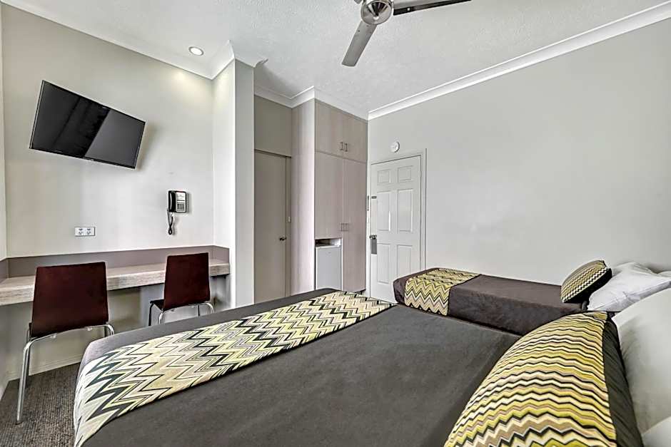 City Oasis Inn Townsville, SureStay Collection by BW