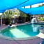 Sapphire Palms Motel