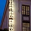 Cardinal Hotel