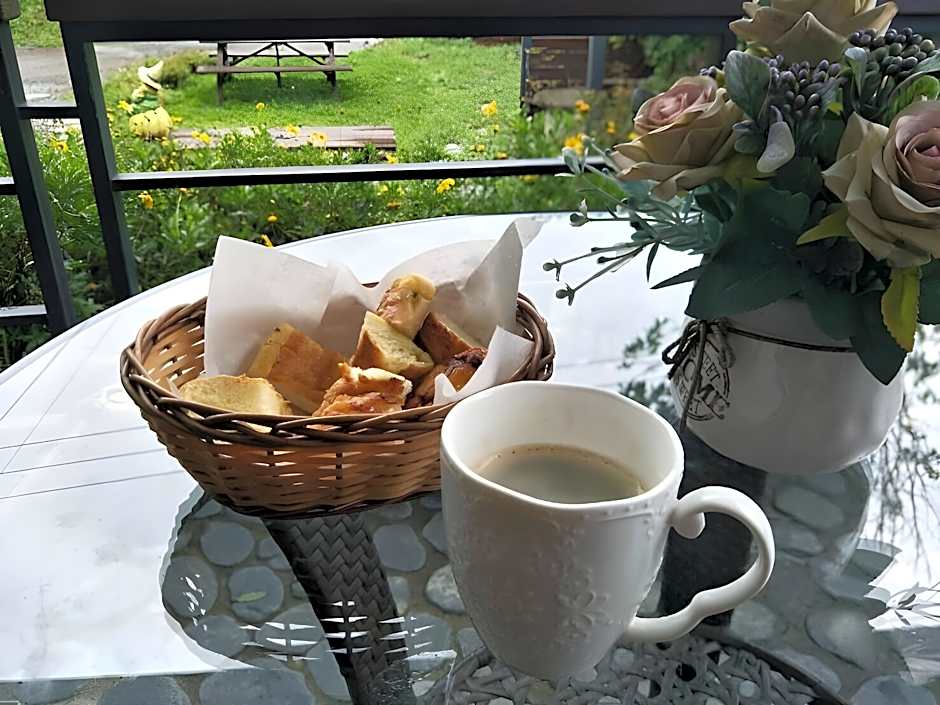 Flower and Star Garden Bed and Breakfast