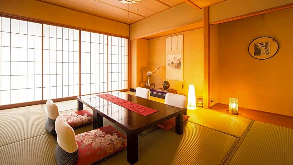 Ryokan Nishi-no-Miyabi Tokiwa